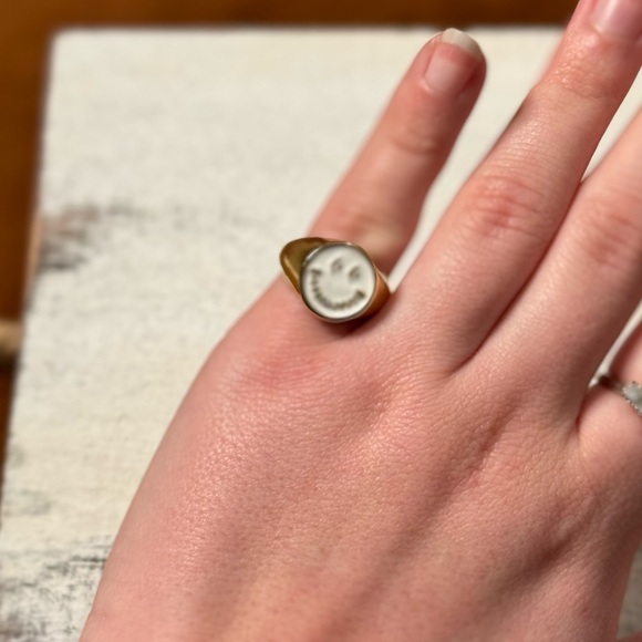 Lauren Kenzie Smiley choker & smiley ring! - Picture 6 of 7